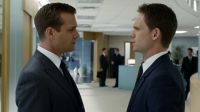 - (  ) - 2  (Suits) (4 DVD-9)